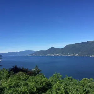 Apartment Moderne Mit Traumseeblick Maggiore, Luino