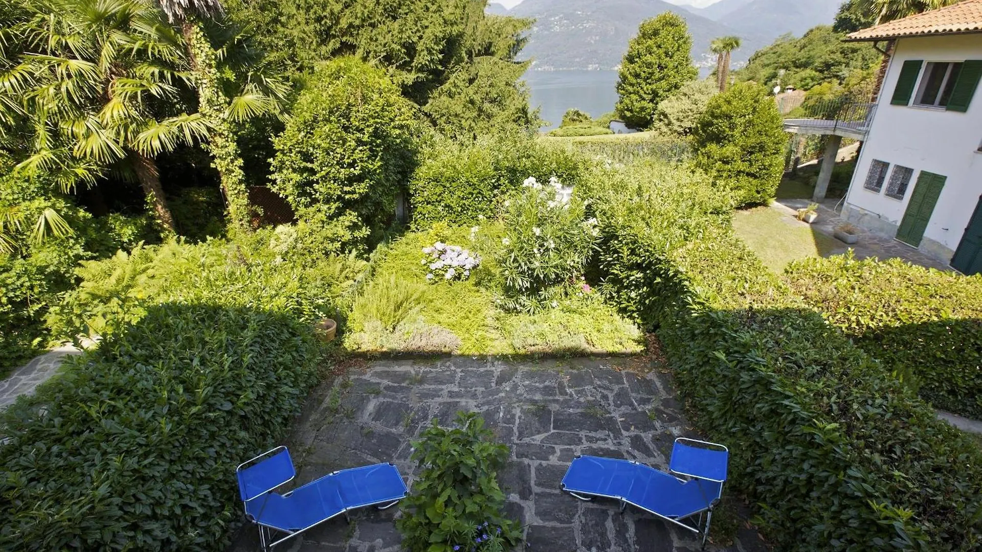 Villa Casa Magnolia Luino Ferienhaus