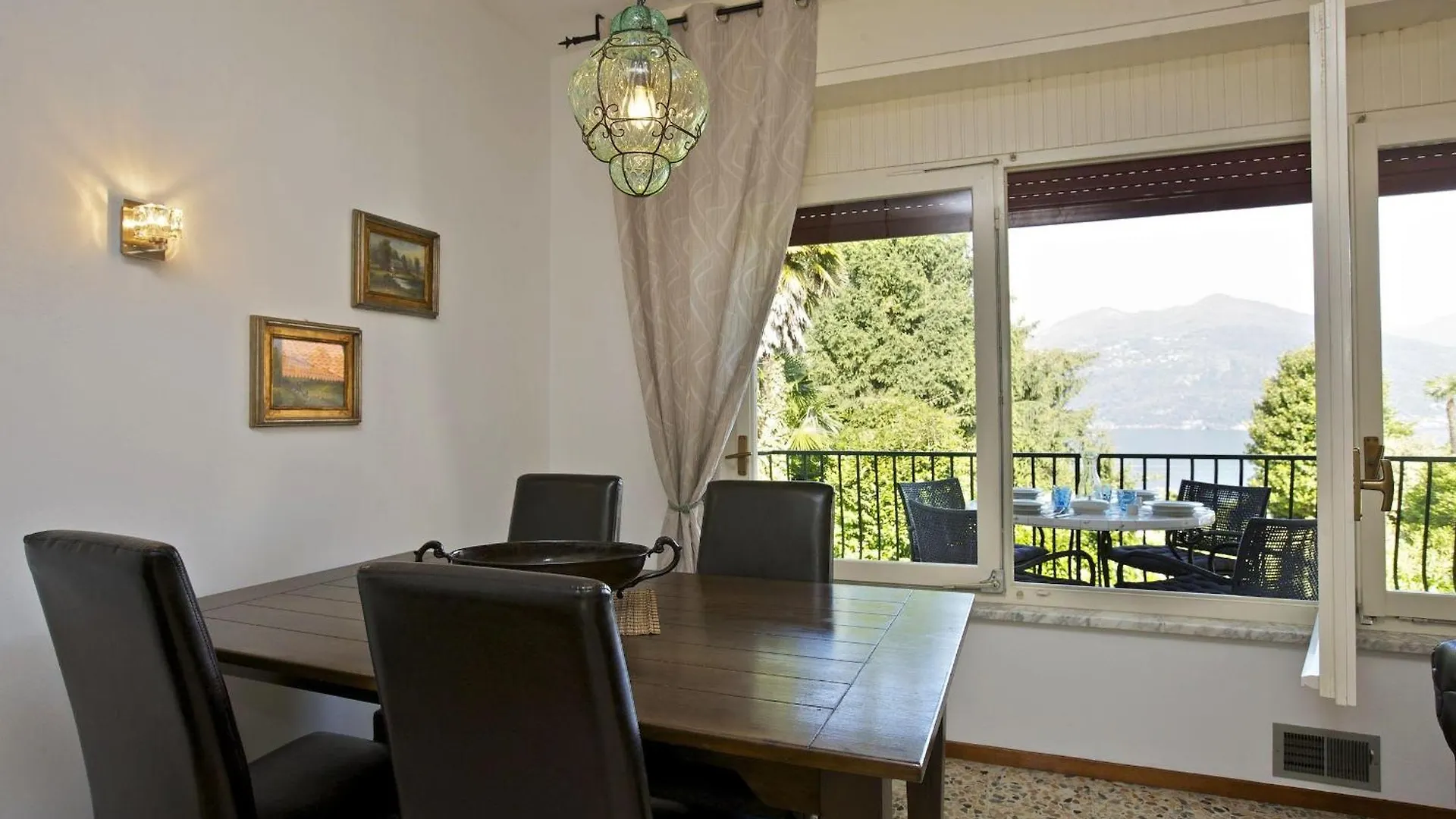 Villa Casa Magnolia Luino Ferienhaus